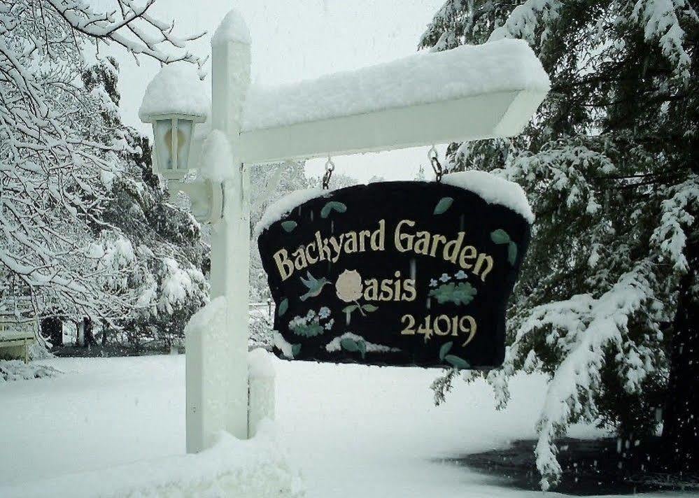 Bed and Breakfast Backyard Garden Oasis Middletown Exteriér fotografie